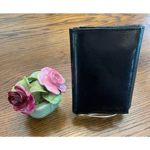 CALVIN KLEIN Genuine Leather Trifold Wallet Black in Unused Condition